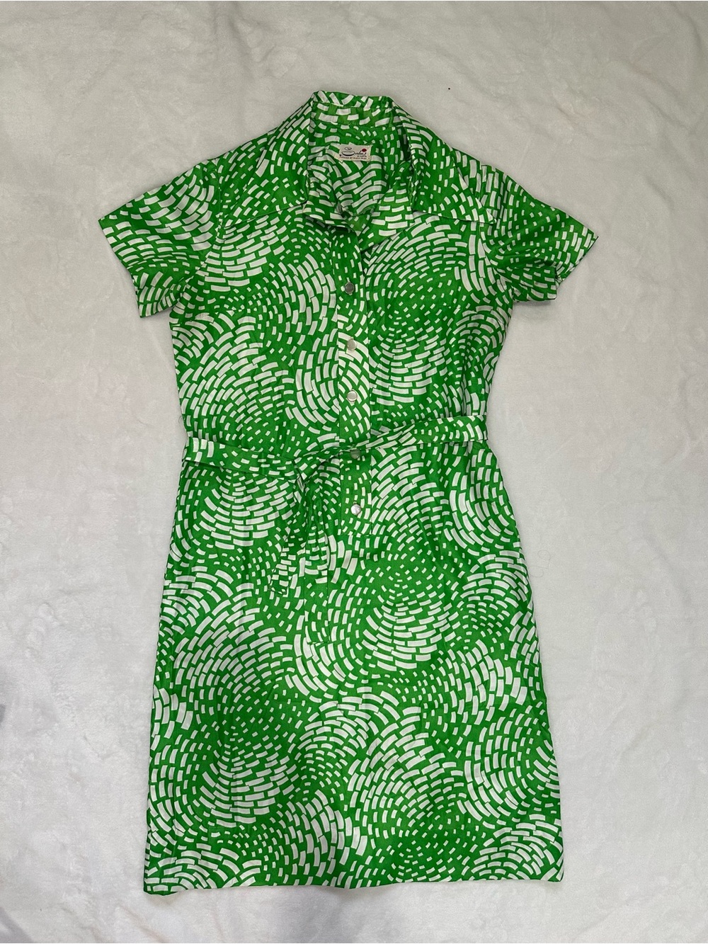 Green Printed Short-Sleeve Midi Shirt Dress with Waist Tie